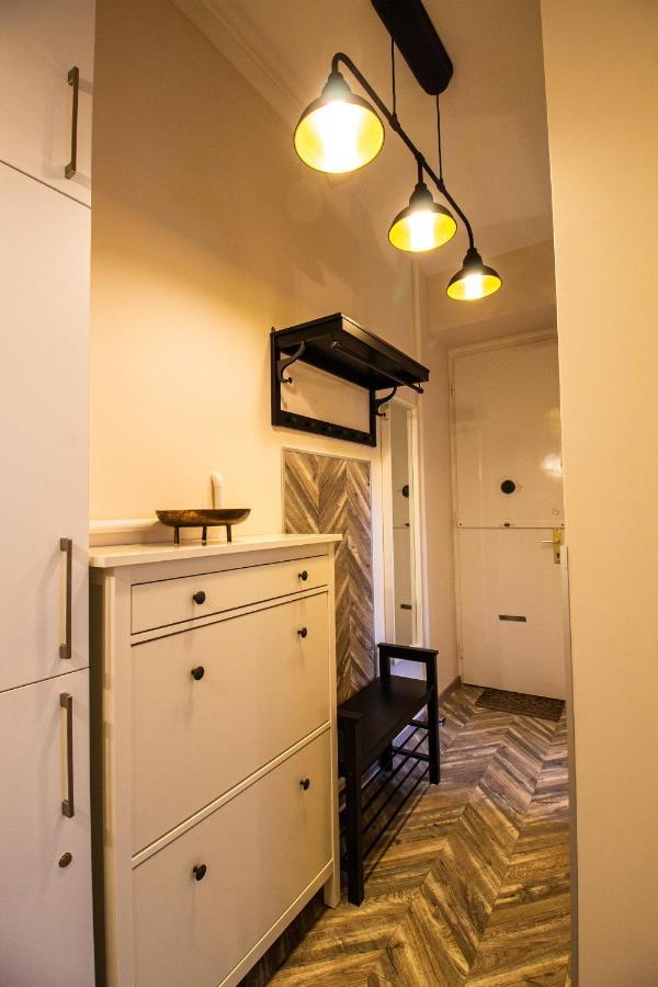 Small Paris Apartamento Budapeste